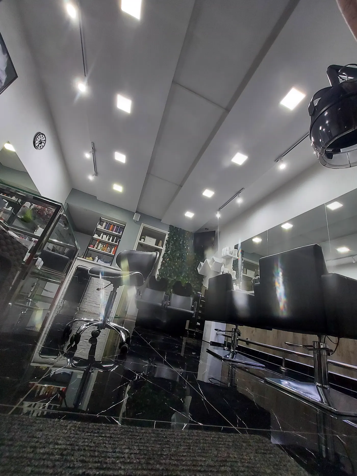 AD Frizerski salon — fotografija 6